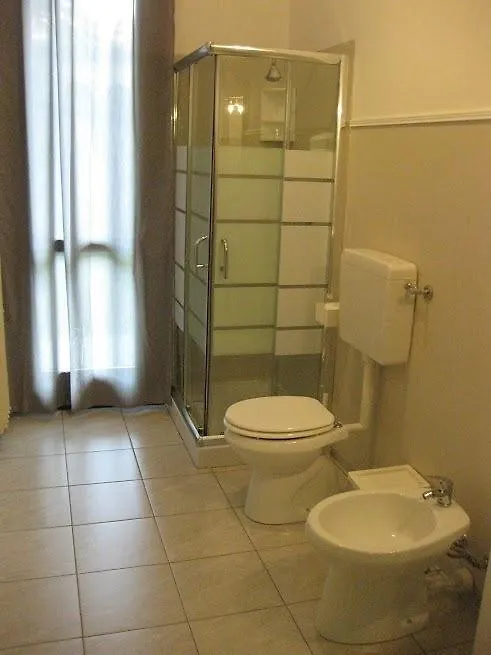 *** Guest house Low Cost Ferrara Italy